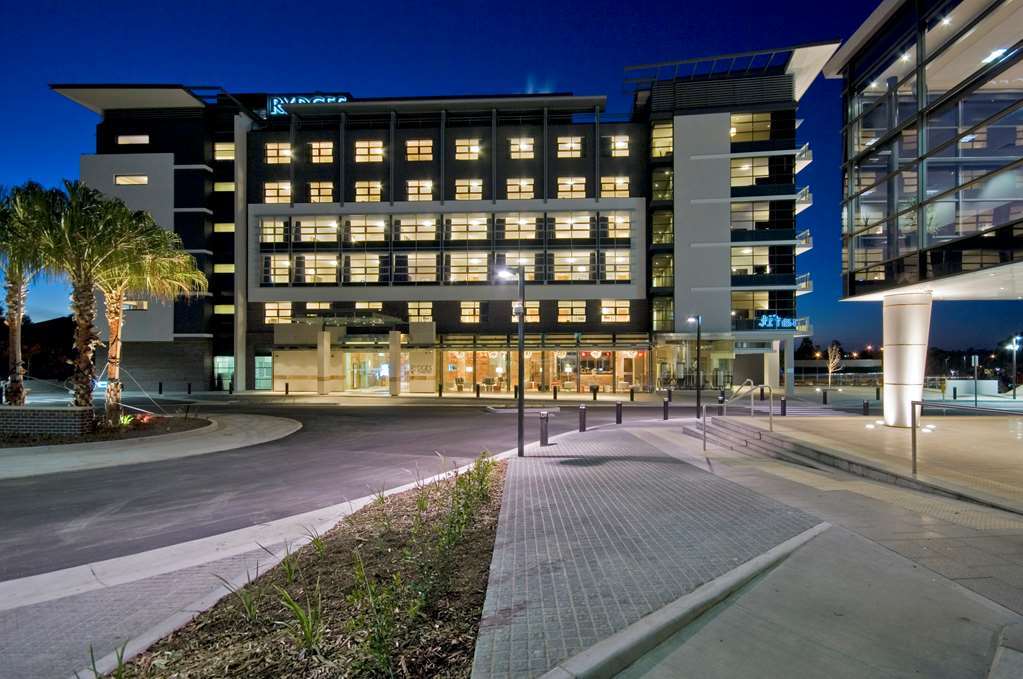 Rydges Campbelltown Hotel Bagian luar foto